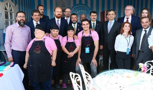 Eyüp Belediyesi festival standı ilgi odağı oldu! Eyüp Belediyesi festival standı ilgi odağı oldu!
