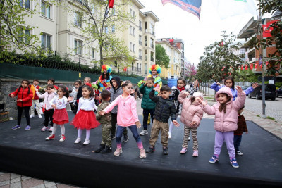 Eyüpsultan'da 23 Nisan coşkusu: Çocuklar bayramı doya doya kutladı! Eyüpsultan'da 23 Nisan coşkusu: Çocuklar bayramı doya doya kutladı!