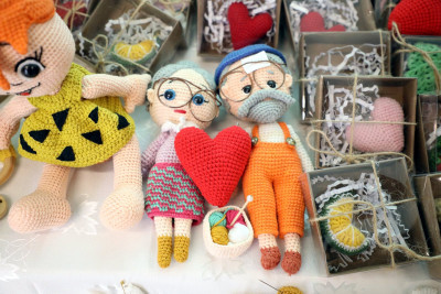 "14 Şubat Sevgi Pazarı" başladı