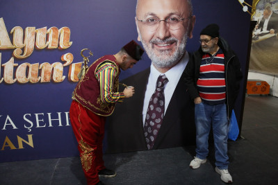 Eyüpsultan'da etkinlik çadırında şerbet ikramı