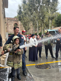 Engelsiz Yaşam Merkezi Öğrencilerinden İtfaiyeciler Haftası'nda Anlamlı Ziyaret