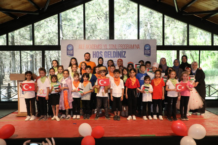 Aile Akademisi'ne muhteşem kapanış programı Aile Akademisi'ne muhteşem kapanış programı