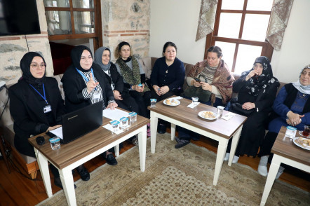 Mevlana'nın öğretileri vuslatının 751'inci yılında anlatıldı Mevlana'nın öğretileri vuslatının 751'inci yılında anlatıldı