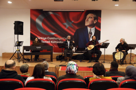 Eyüpsultan'ın dört bir yanında Ramazan'a özel müzik dinletileri Eyüpsultan'ın dört bir yanında Ramazan'a özel müzik dinletileri