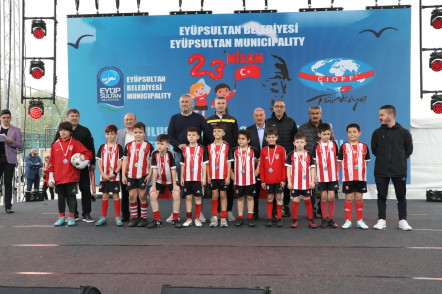 23 Nisan'a özel U10 Futbol Turnuvası 23 Nisan'a özel U10 Futbol Turnuvası