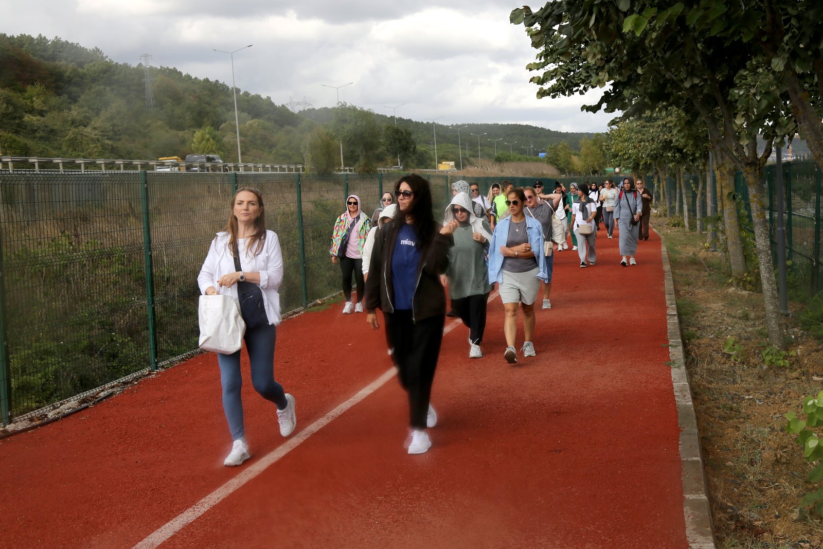 Kadınlara özel spor şenliği başladı Kadınlara özel spor şenliği başladı