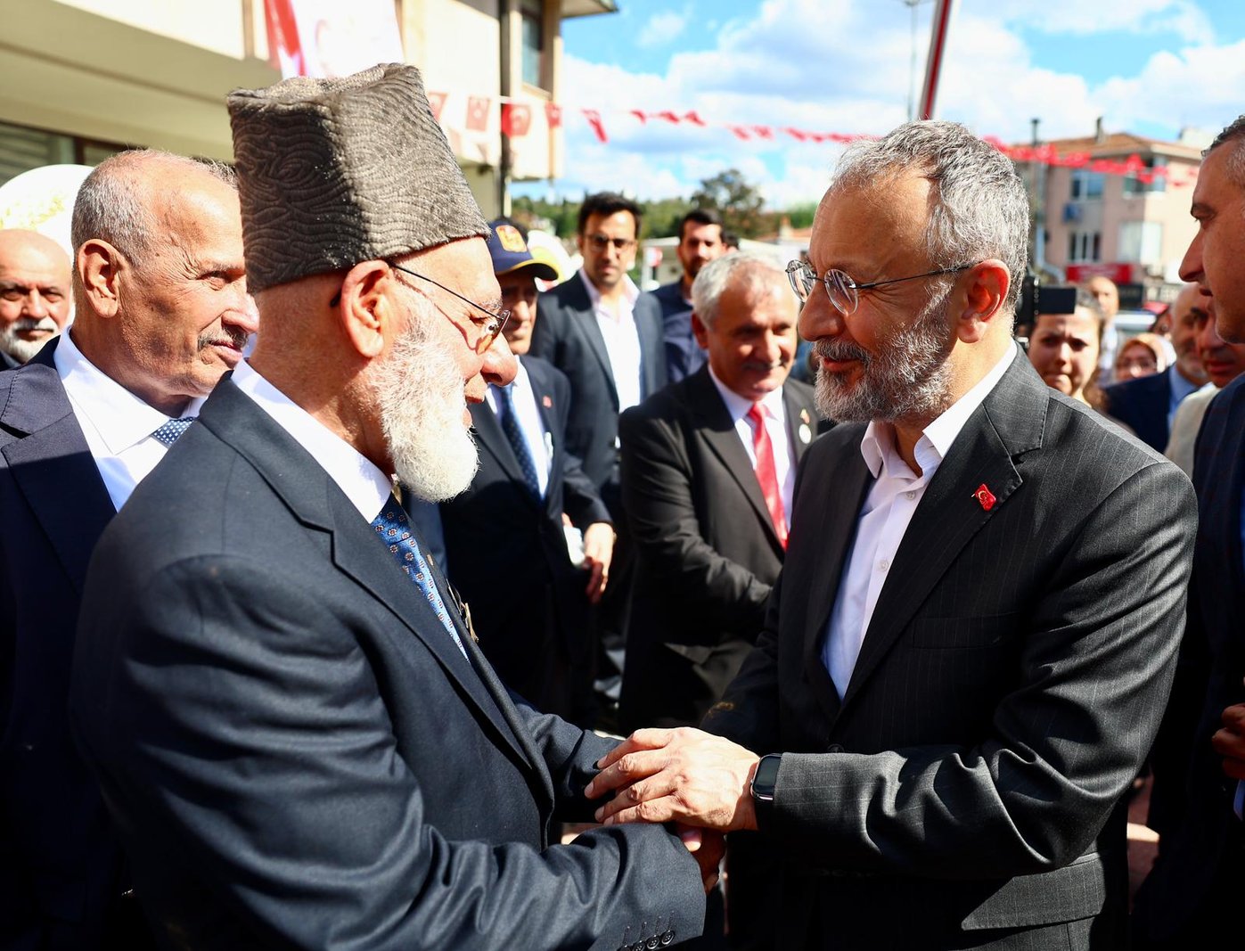 Eyüpsultan'da Gaziler Günü yürüyüşü düzenlendi Eyüpsultan'da Gaziler Günü yürüyüşü düzenlendi