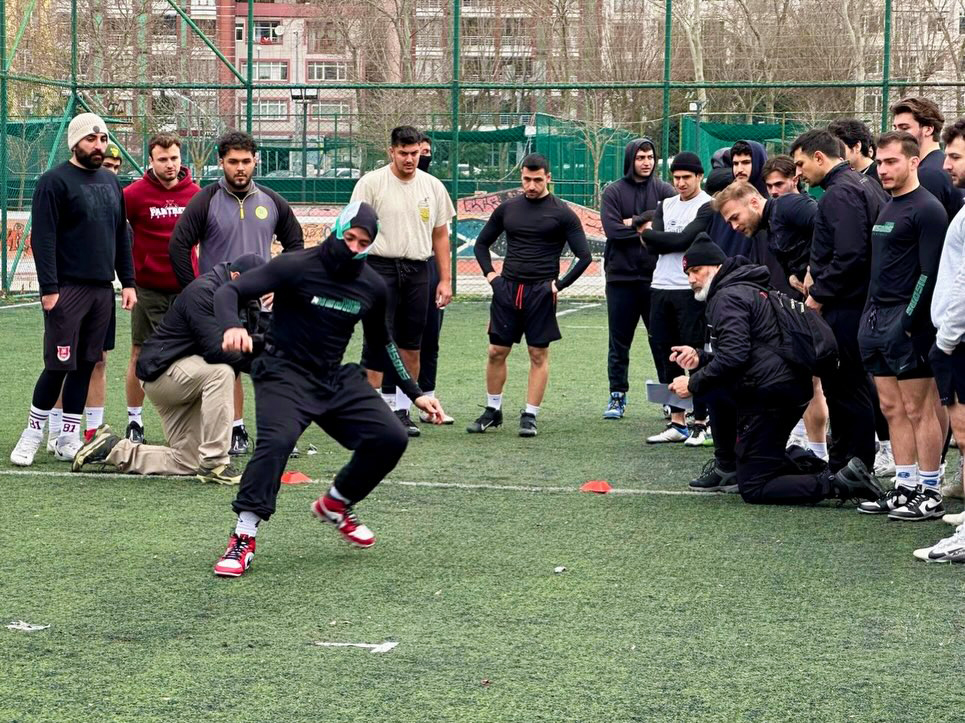 Eyüpsultan Belediyesi, A Milli Korumalı Futbol Takımı Analiz ve Ölçme Kampına Ev Sahipliği Yaptı