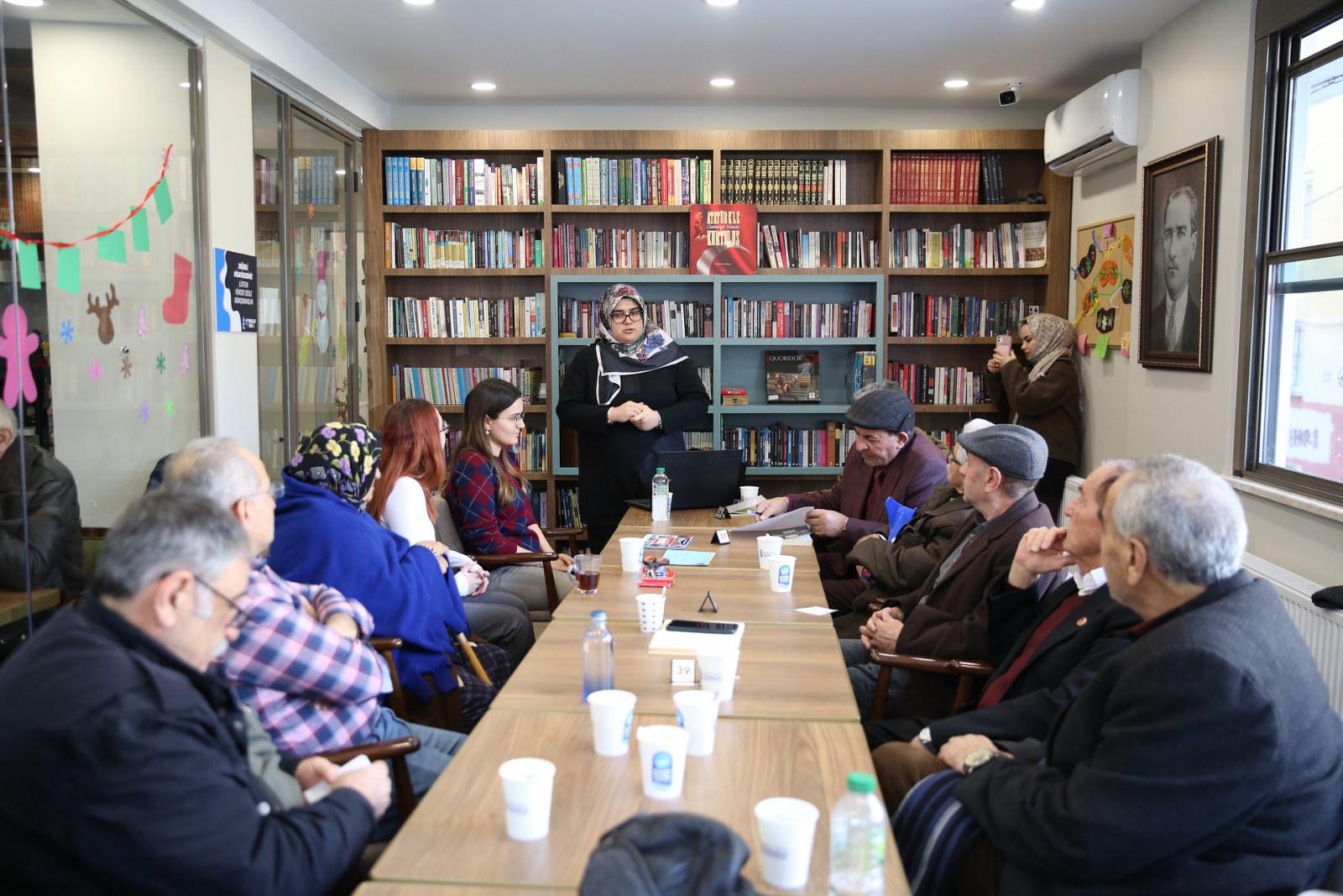 Emekliler Lokali – Hafıza Kafe'de Vereme Karşı Bilgilendirme Semineri