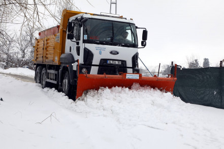 Eyupsultan Belediyesi Karla Mücadele Ekipleri 7/24 sahada