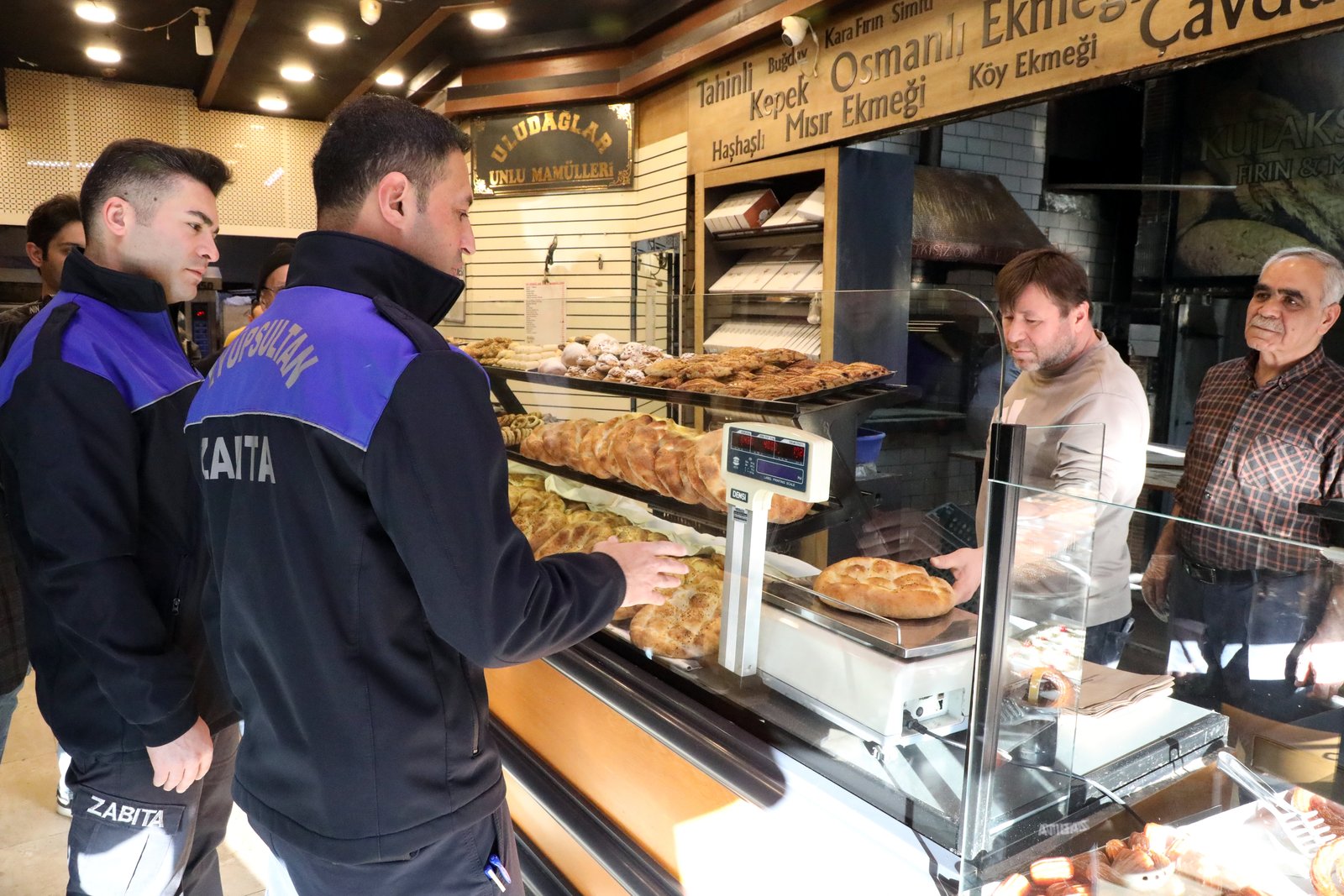 Eyüpsultan'da zabıta ekiplerinden Ramazan denetimi