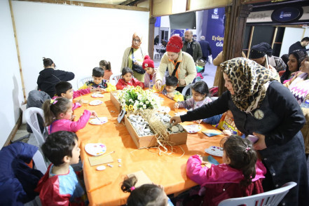 Eyüpsultan'da çocuklar Ramazan'ın güzelliklerini sanatla yaşıyor