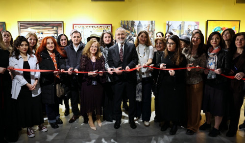 Eyüpsultan'da Derinliğin İz Düşümü sergisi açıldı